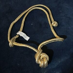 NWT Rachel Ravitch Knot Necklace in gold lambskin